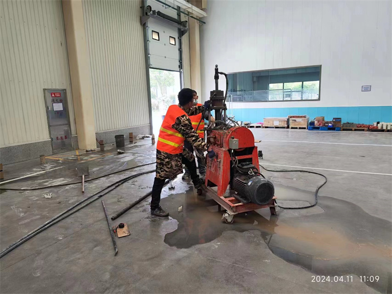 昌化镇厂房地面下沉塌陷注浆加固施工